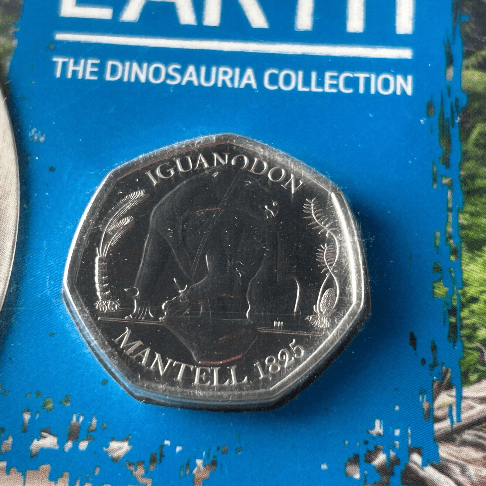 2020 Iguanodon 50p Dinosaur Tales Of The Earth Coin Pack BU - Bits’N’Bobs 24 - 7