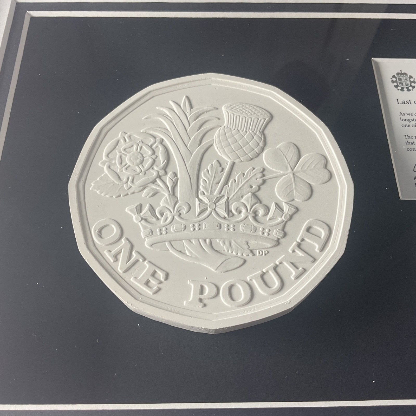 ONE POUND COIN ROYAL MINT Staff ISSUE "LAST OF THE OLD FIRST OF THE NEW" FRAMED