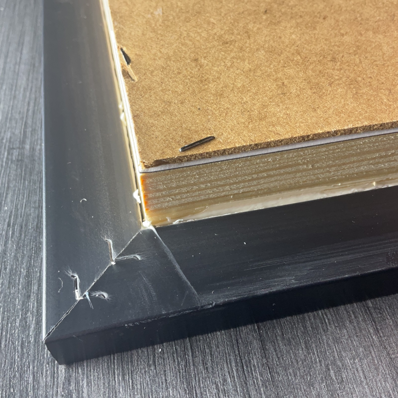 ONE POUND COIN ROYAL MINT Staff ISSUE "LAST OF THE OLD FIRST OF THE NEW" FRAMED