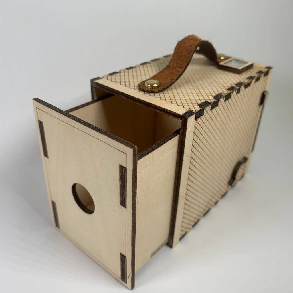 Brownie Camera - Flatpack Model Kit By Curious Rabbit ® - Bits’N’Bobs 24 - 7