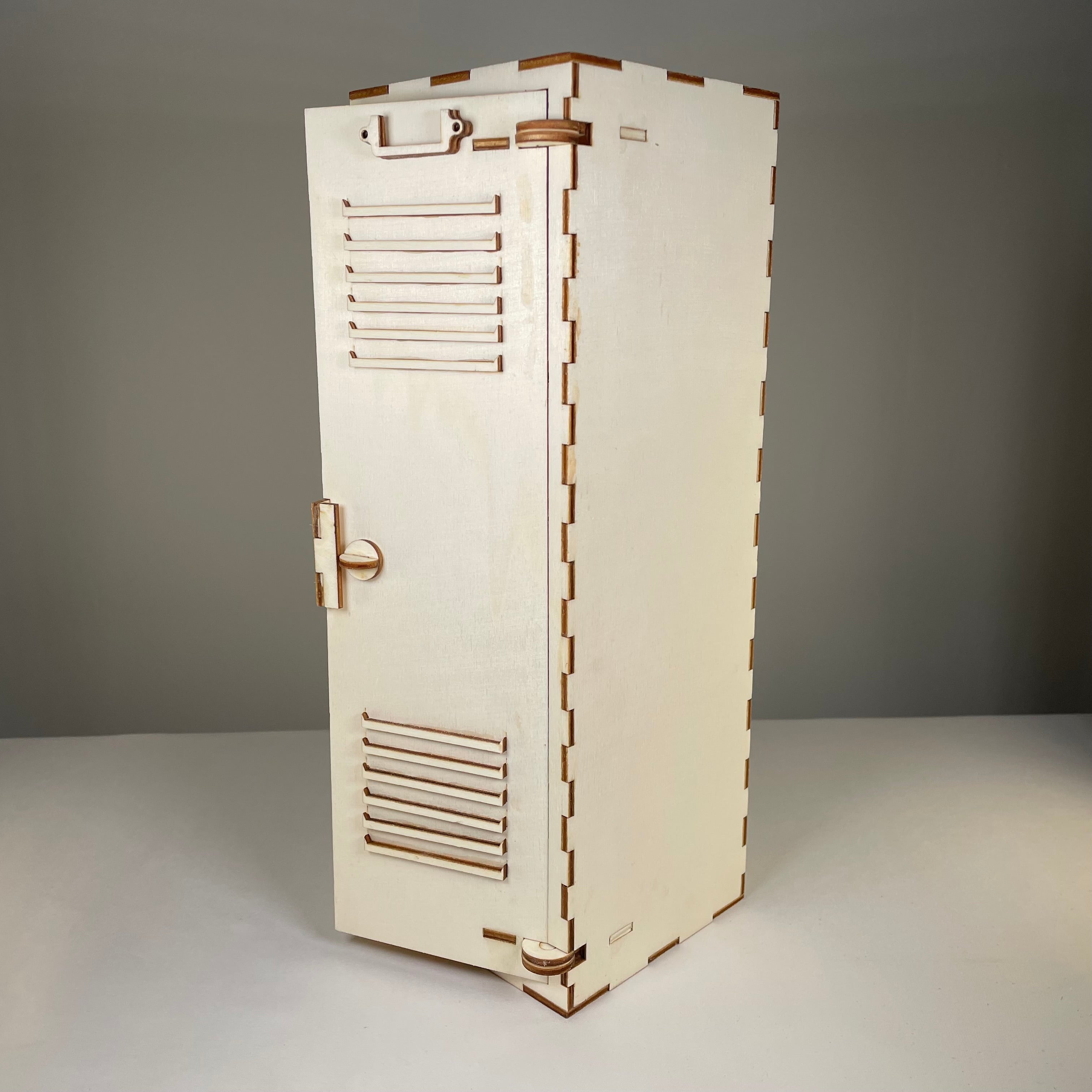 School Locker - Flatpack Model Kit By Curious Rabbit ® - Bits’N’Bobs 24-7