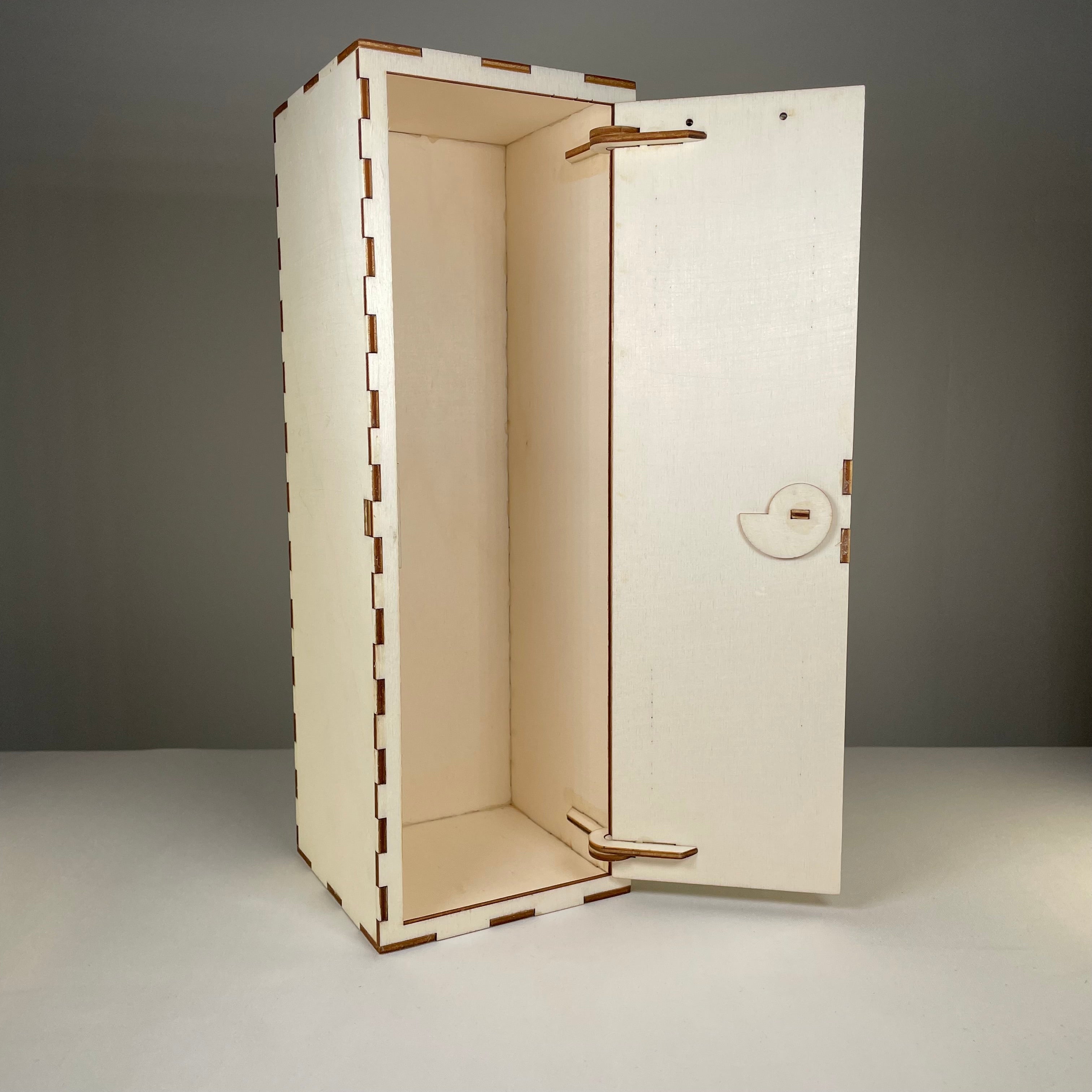 School Locker - Flatpack Model Kit By Curious Rabbit ® - Bits’N’Bobs 24-7