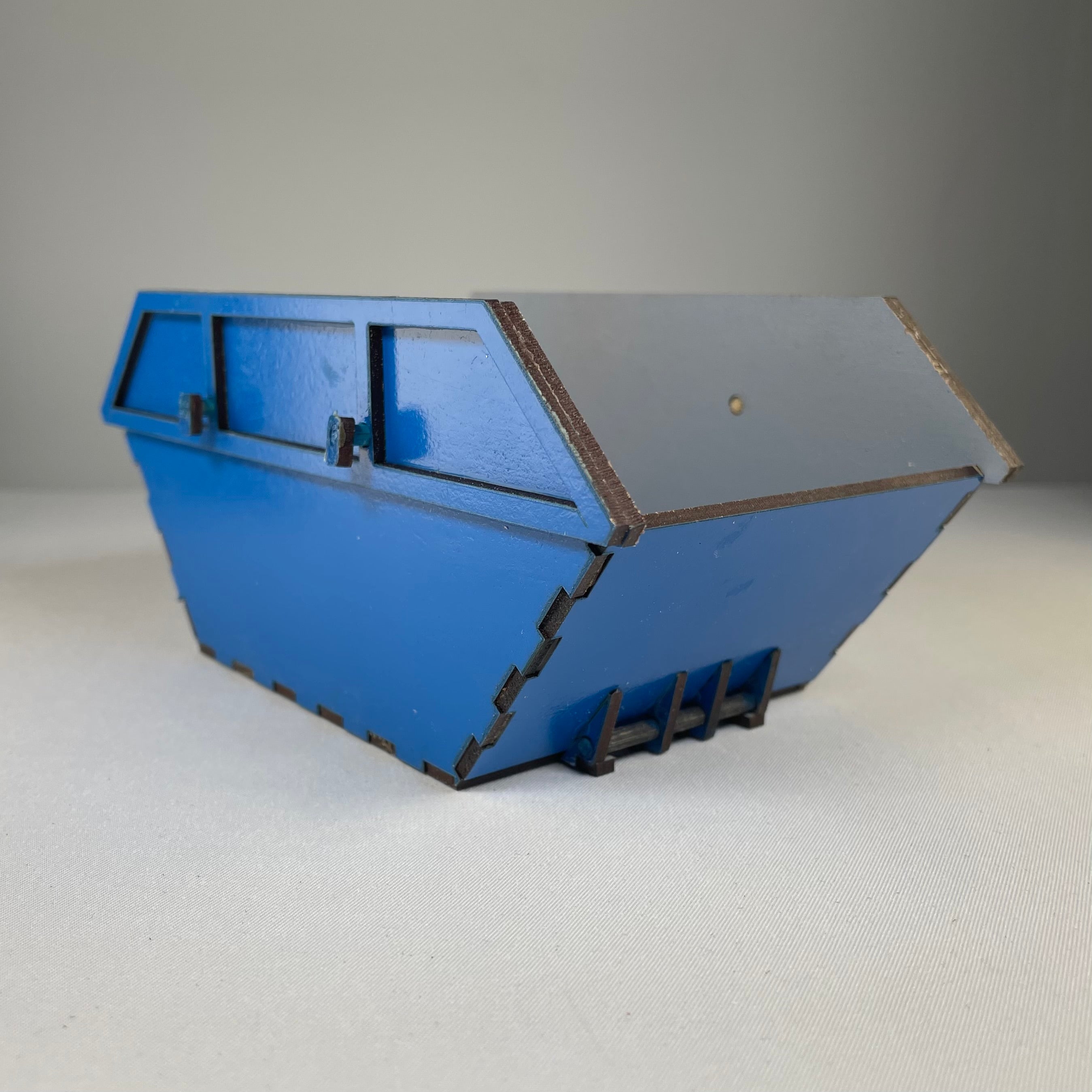 Skip Waste Container - Flatpack Model Kit by Curious Rabbit ® - Bits’N’Bobs 24-7