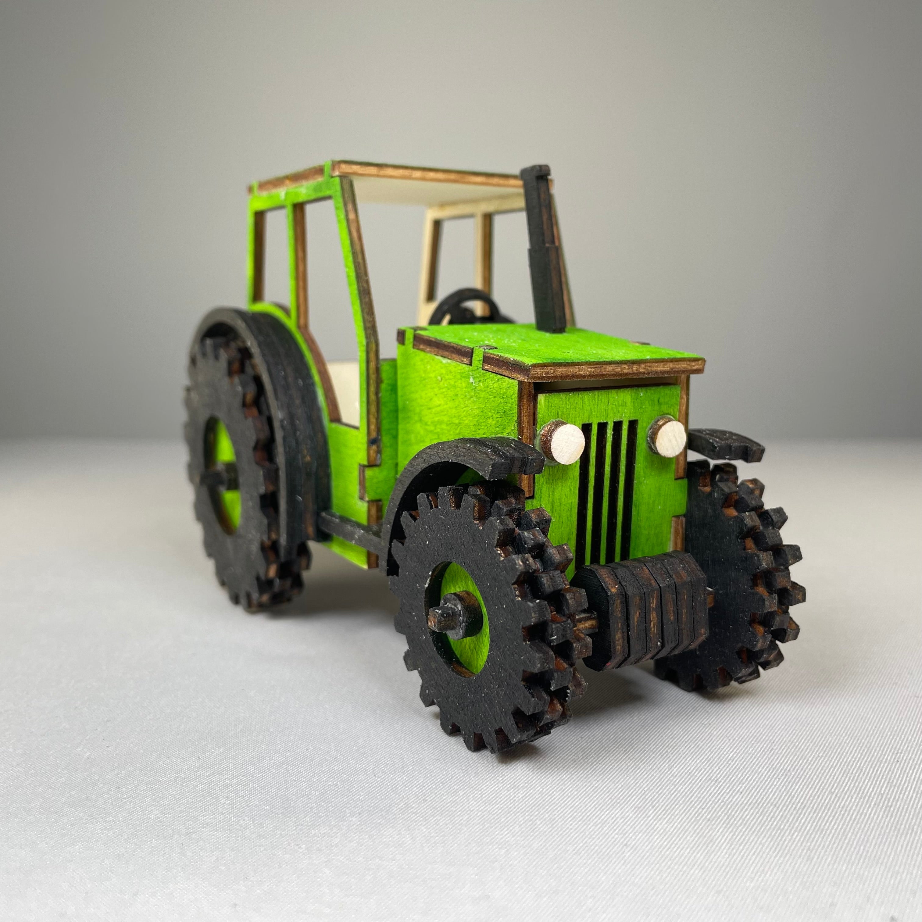Tractor Puzzle - Pre-Built Model by Curious Rabbit ® - Bits’N’Bobs 24-7